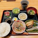 魚料理・もつ鍋  山咲き - よくばり定食Ａ　1,650円税込　R6.2.17