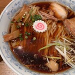 朝ラー中華そば 戎 - 料理写真:醤油ラーメン+サービスライス