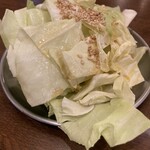 田辺養鶏園 - お通しのキャベツ