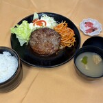 レストラン八白 - ハンバーグ定食