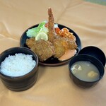 レストラン八白 - フライ定食