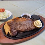 レストラン八白 - ハーフポンドステーキ