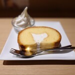 北海道牛乳カステラ - カステラロールケーキ、アイス