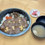 レストラン八白 - スタミナステーキ丼