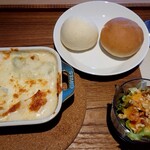 NANAIRO Cafe - グラタンセット(1375円税込)  ドリンク＆デザートも付きます。