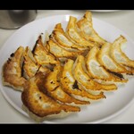 ぎょうざ専門店 赤萬 元町店 - 