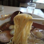 中華 吉野 - 麺 リフト