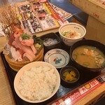 目利きの銀次 - 本日の刺身定食（¥1180）