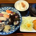 すし旬 - すし定食大盛(850円)