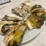 8TH SEA OYSTER Bar - 焼き牡蠣