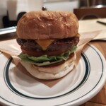 CRUZ BURGERS & CRAFT BEERS - 