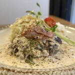 SAI.Hamburg - 期間限定　ガーリックマスタードクリームソース！！