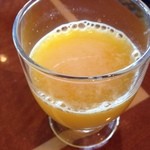 PERGOLA - フレッシュオレンジジュースは飲むべし