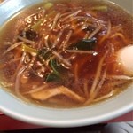 桃花林 - もやし麺 730円