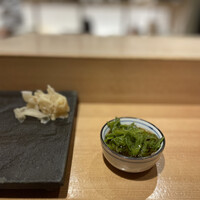 まんてん鮨 日比谷オクロジ店 - めかぶ