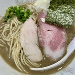 北千住煮干中華蕎麦 かれん - 料理写真: