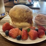 ラッシュ ウォッシュ カフェ - クリームブリュレパンケーキ