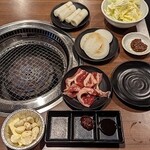 焼肉 ホルモン 牛繁 - 写真３