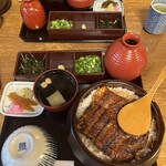 あつた蓬莱軒 本店 - 