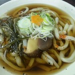 田畑青果 - かけうどん（温）390円 特盛り　150円！