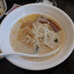 Taiwan Ryouri Fukuryuutei - とんこつラーメン