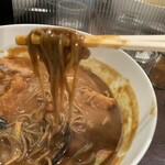 番馬亭 - 細いしっかり麺が、お出汁によく絡む！