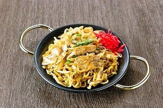 Sumibiyaki Tori Gekibutori - 鉄板焼きそば(太麺)