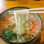 竹林亭 - 麺は、柔らかいけどこしがある、もっちりとした感じです。