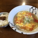 御食事処 ごしな - ♪本日の季節のうどん
      白菜とトマトの卵とじうどん¥600