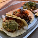 Mole TAQUERIA Y BAR - 