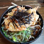 Ise Soba - 冷鳥のつゆとは少し違うような気がします。甘めです。