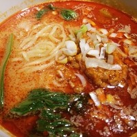 御膳房 六本木店 - 担々麺。今日もランチは朱色(笑)
