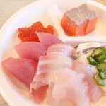 Osashimi Tengoku Odawara Kaisen Gogo - 刺身は厚切りで美味しい。でも、品切れのものもいくつか。