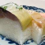満寿形屋 - 鯖寿司③