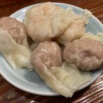 中華蕎麦にし乃 - 肉と海老二種類のワンタンは別皿盛です