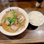 Ramen Jin - ランチメニューの炙り味噌とライスです。（2024.2 byジプシーくん）