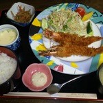 村上水産 鮮魚部 - 大エビフライ定食（630円）