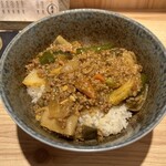 カレーうどん 辰吉 - 2/17本日の日替わりメニュー　麻婆茄子丼 ¥1,200