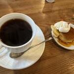 La theiere - Coffee and Mini Pudding