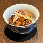 Stewed eel with Japanese pepper