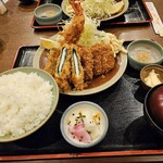 とんかつちとせ - ミックス定食A（ヒレかつ、エビ、イカ、キス）