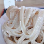 本手打ちうどん庄司 - うどん麺