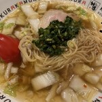 神座飲茶樓 グランスタ八重洲店 - 拉麺　ニラ投入
