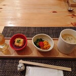 ハンバーグカフェ ナリスケ - 前菜