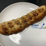 パン工房クルール - ロングウインナーバゲット　２９０円