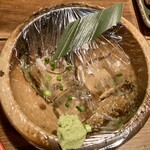 米家 - 刺身盛合せ1.5人前ラップの下にアイスキューブ