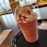 マクドナルド - ホワイトストロベリーフラッペ(クーポン470円)です。