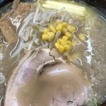 狸小路 - 塩バタ麺半分