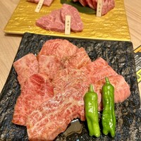 個室焼肉 さんびょうし 別邸 - 和牛カルビ