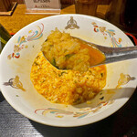 三田製麺所 - 濃厚な卵黄と特製タレの味に、麺とはまた違ったお米の旨さが良く合います